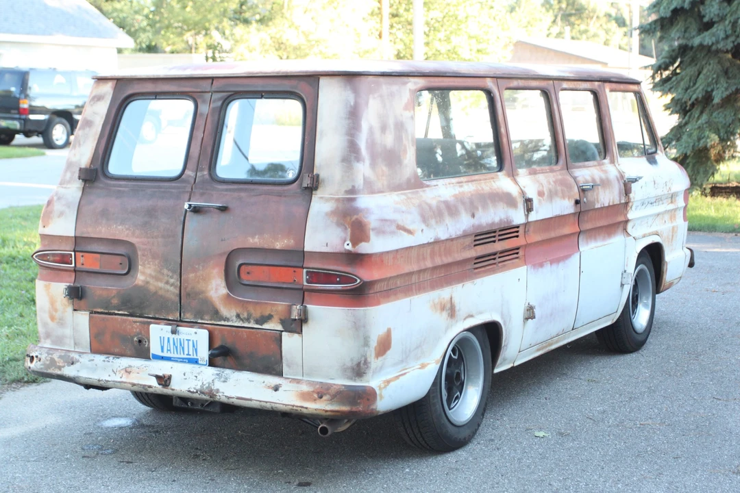 1961 Chevrolet Corvair Greenbrier & Corvan - Image 13 of 31