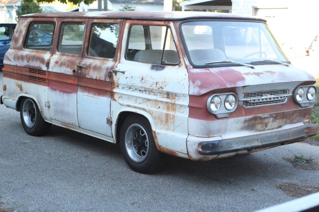 1961 Chevrolet Corvair Greenbrier & Corvan - Image 2 of 31