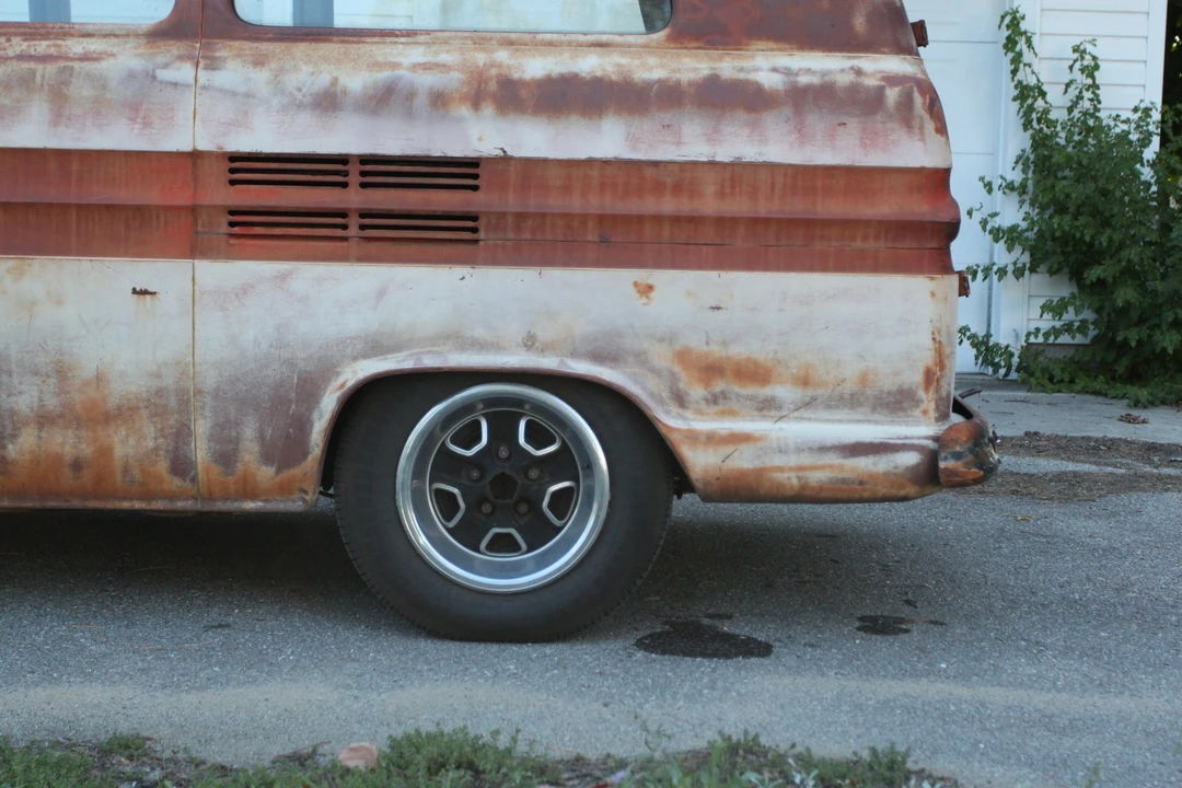 1961 Chevrolet Corvair Greenbrier & Corvan - Image 28 of 31