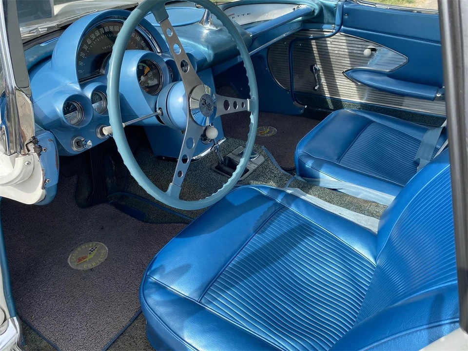 1961 Chevrolet Corvette C1 - Image 15 of 31