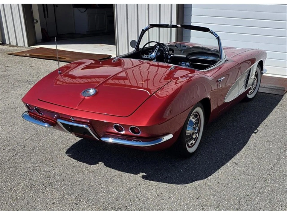 1961 Chevrolet Corvette C1 - Image 11 of 31