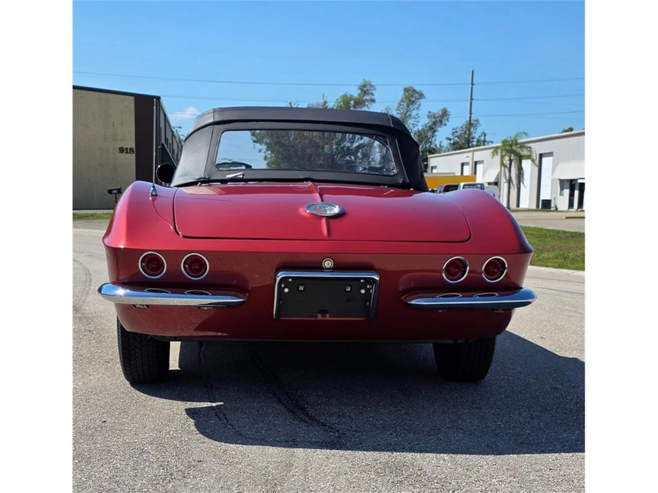 1961 Chevrolet Corvette C1 - Image 5 of 31