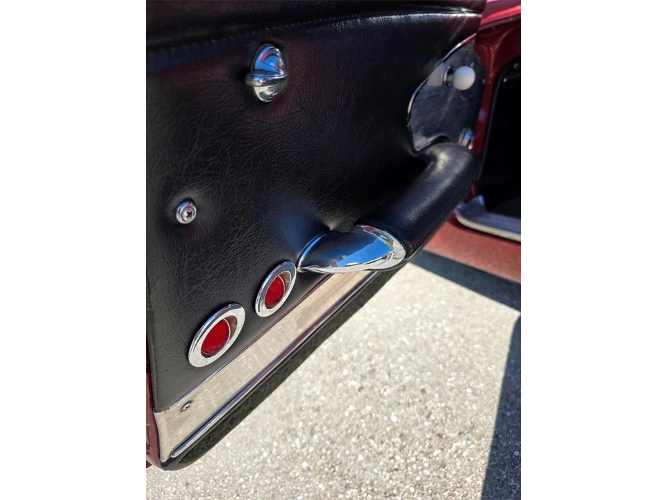 1961 Chevrolet Corvette C1 - Image 29 of 31