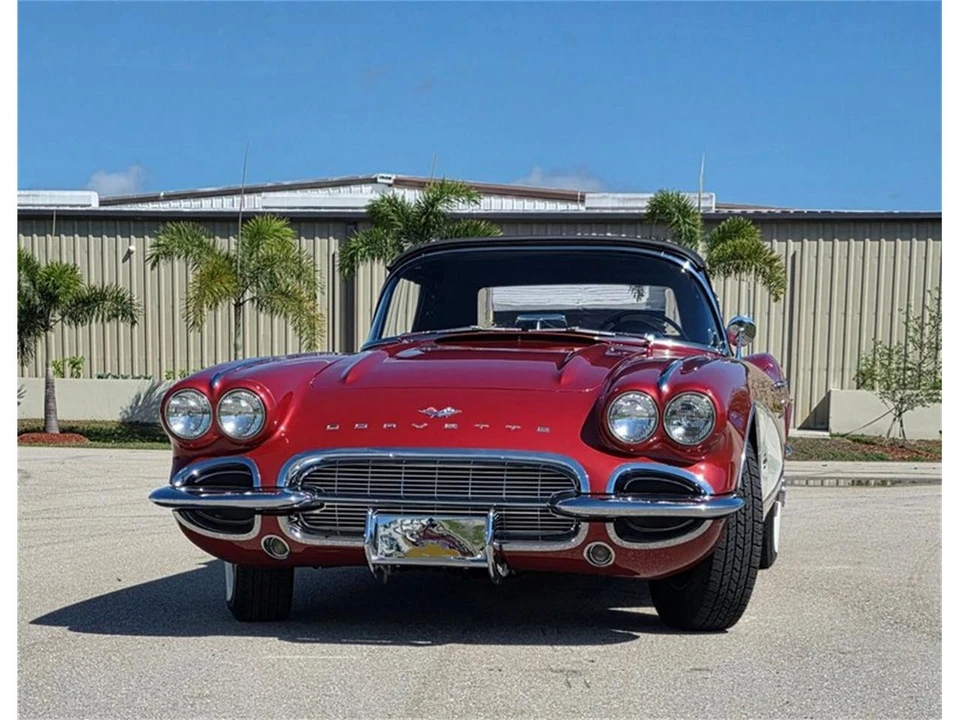 1961 Chevrolet Corvette C1 - Image 2 of 31