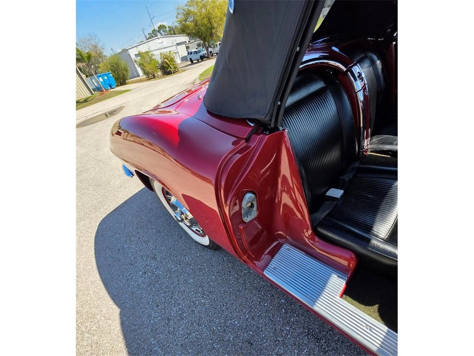 1961 Chevrolet Corvette C1 - Image 22 of 31