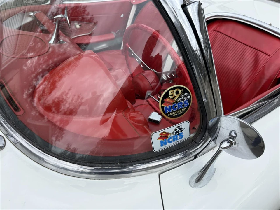 1961 Chevrolet Corvette C1 - Image 12 of 16