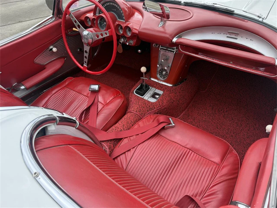 1961 Chevrolet Corvette C1 - Image 14 of 16