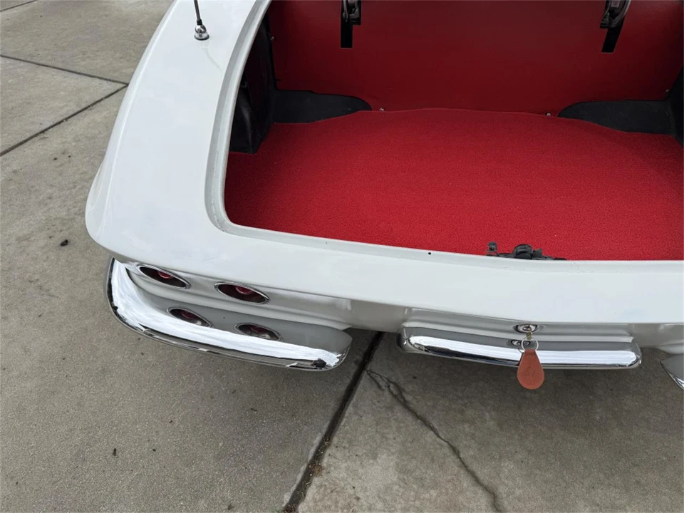 1961 Chevrolet Corvette C1 - Image 5 of 16