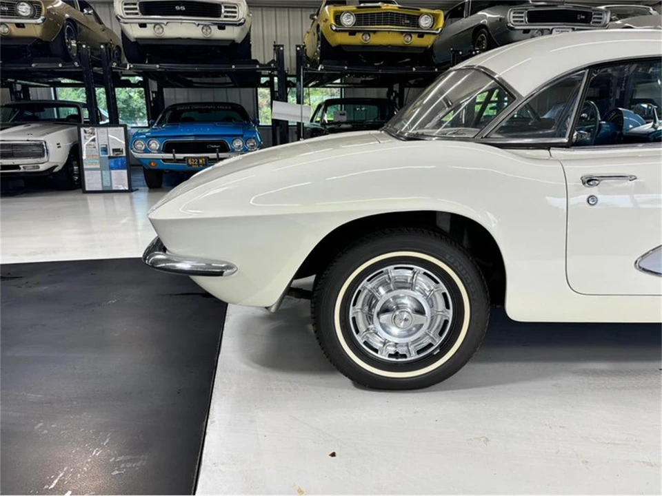 1961 Chevrolet Corvette C1 - Image 7 of 31