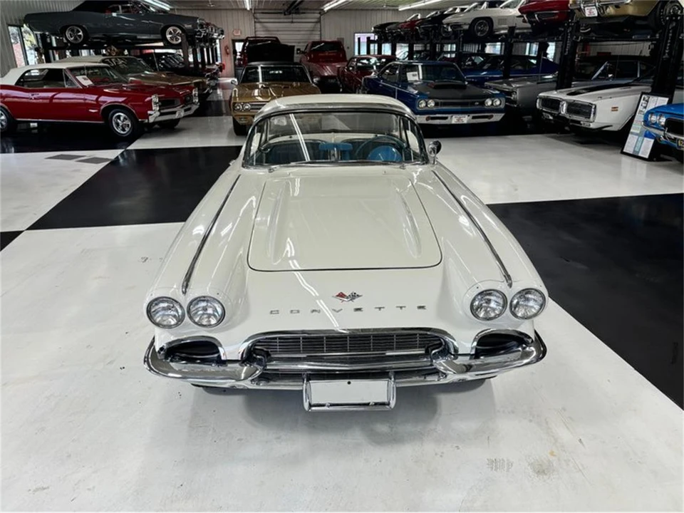 1961 Chevrolet Corvette C1 - Image 3 of 31