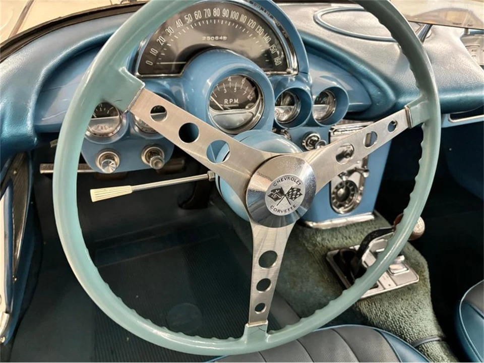 1961 Chevrolet Corvette C1 - Image 24 of 31