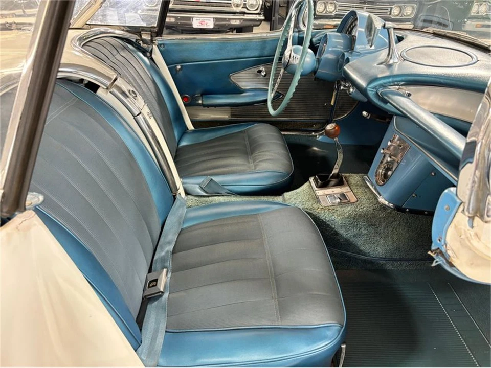 1961 Chevrolet Corvette C1 - Image 29 of 31
