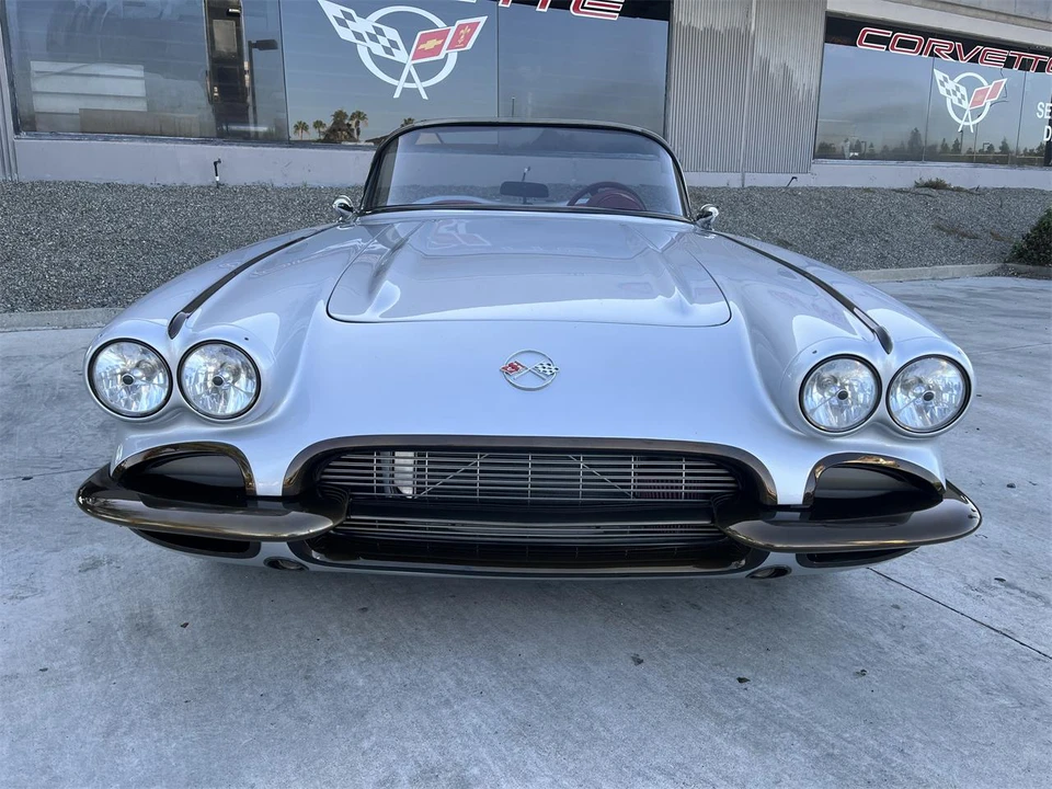 1961 Chevrolet Corvette C1 - Image 3 of 31