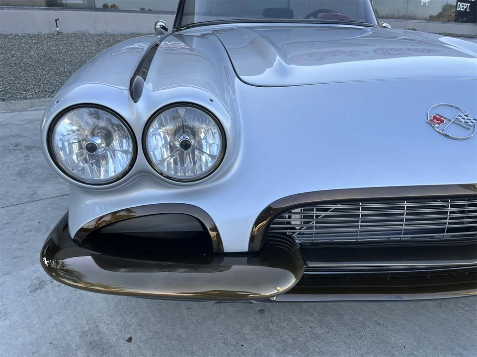 1961 Chevrolet Corvette C1 - Image 6 of 31