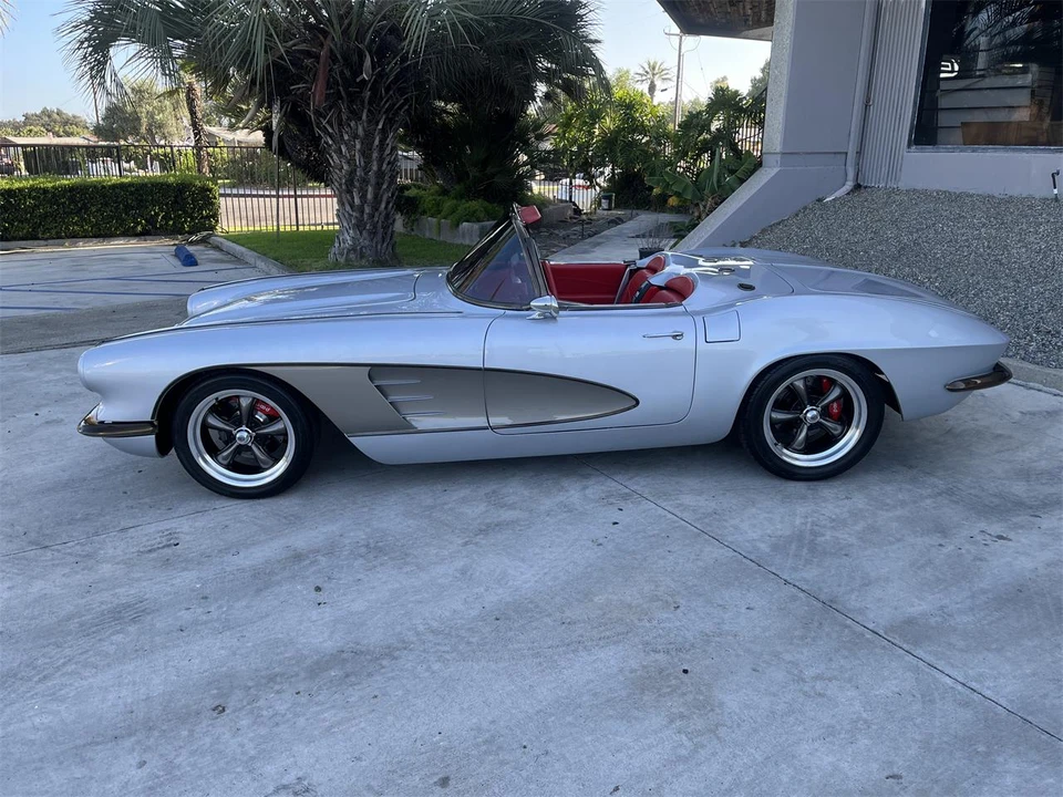 1961 Chevrolet Corvette C1 - Image 7 of 31