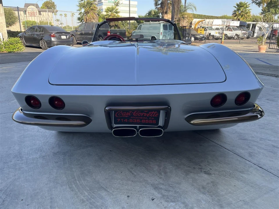 1961 Chevrolet Corvette C1 - Image 12 of 31