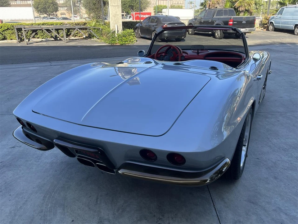 1961 Chevrolet Corvette C1 - Image 17 of 31