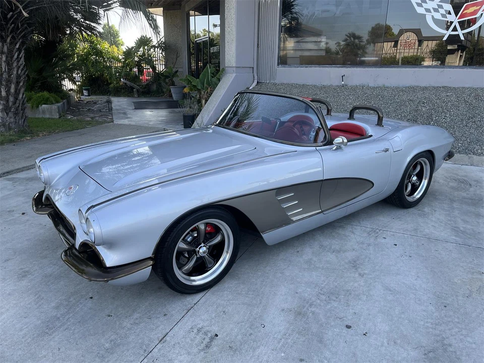 1961 Chevrolet Corvette C1 - Image 21 of 31