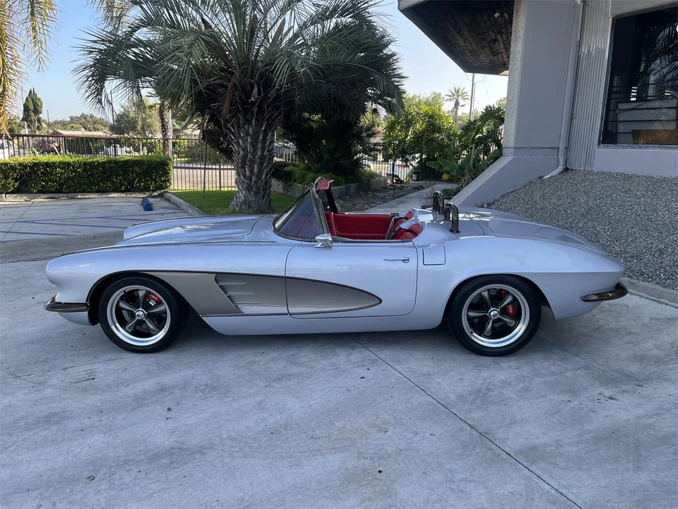 1961 Chevrolet Corvette C1 - Image 22 of 31