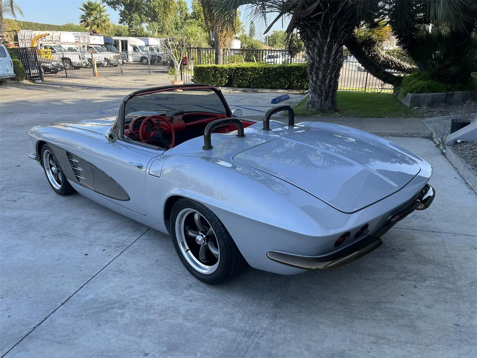 1961 Chevrolet Corvette C1 - Image 23 of 31