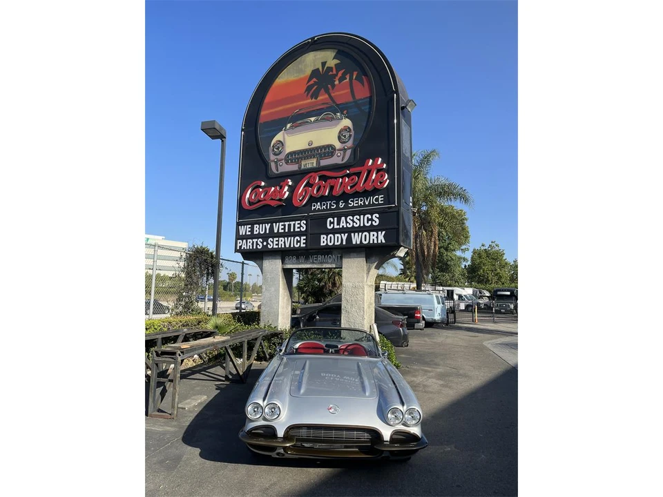 1961 Chevrolet Corvette C1 - Image 30 of 31