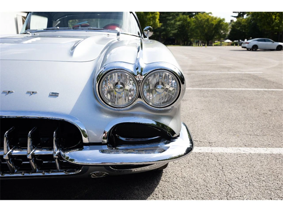 1961 Chevrolet Corvette C1 - Image 19 of 31