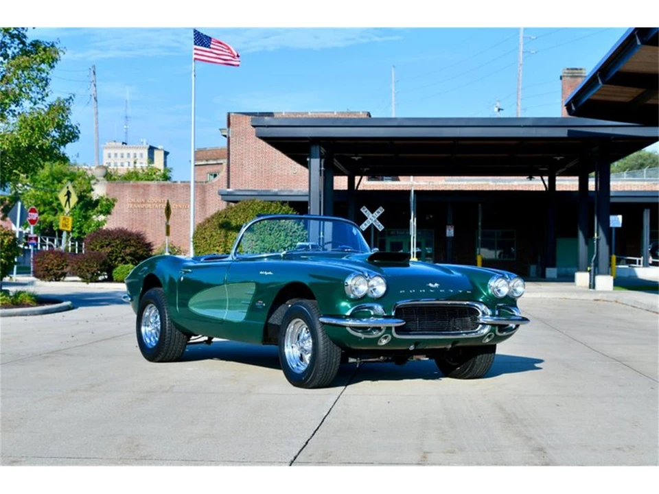 1961 Chevrolet Corvette C1 - Image 2 of 31