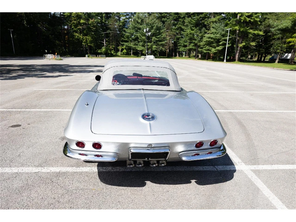 1961 Chevrolet Corvette C1 - Image 9 of 31