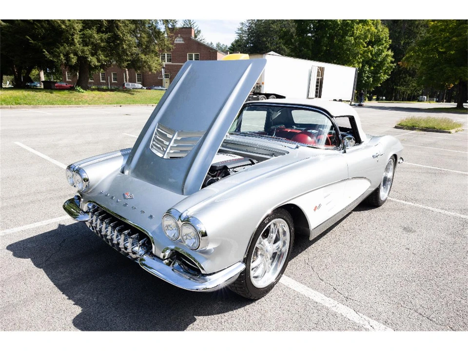 1961 Chevrolet Corvette C1 - Image 6 of 31