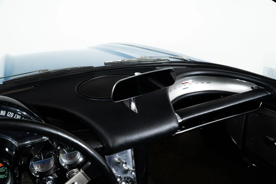 1961 Chevrolet Corvette C1 - Image 30 of 31