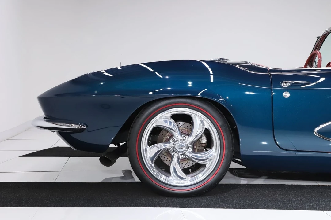 1961 Chevrolet Corvette C1 - Image 31 of 31