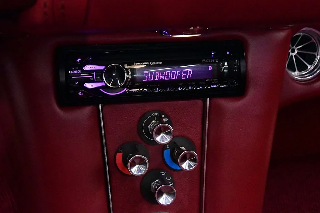1961 Chevrolet Corvette C1 - Image 28 of 31