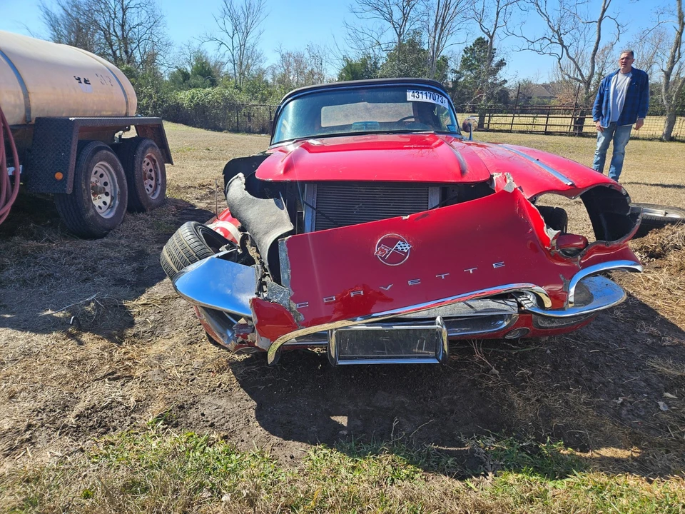 1961 Chevrolet Corvette C1 - Image 19 of 21