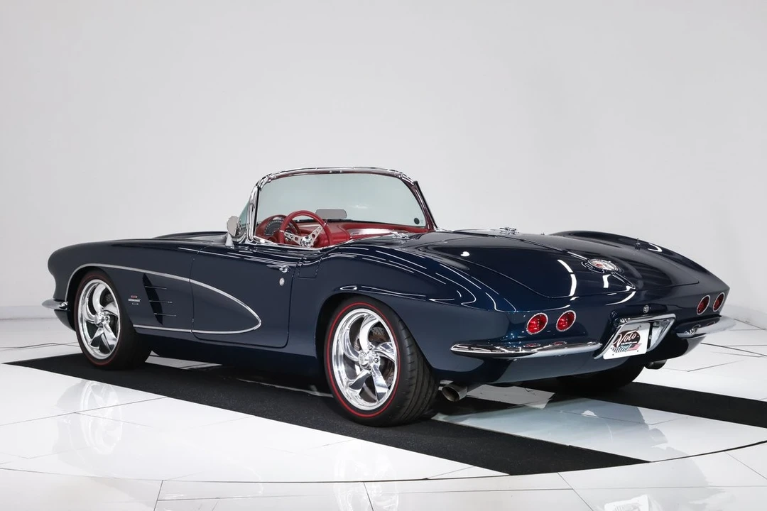 1961 Chevrolet Corvette C1 - Image 6 of 31
