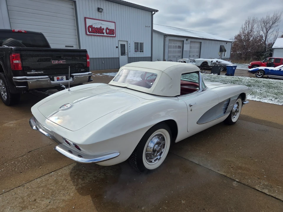 1961 Chevrolet Corvette C1 - Image 9 of 21