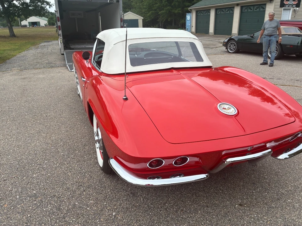 1961 Chevrolet Corvette C1 - Image 15 of 31