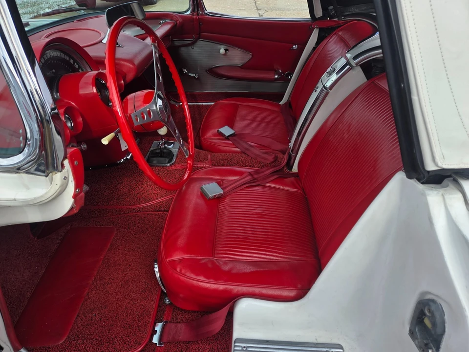 1961 Chevrolet Corvette C1 - Image 14 of 21