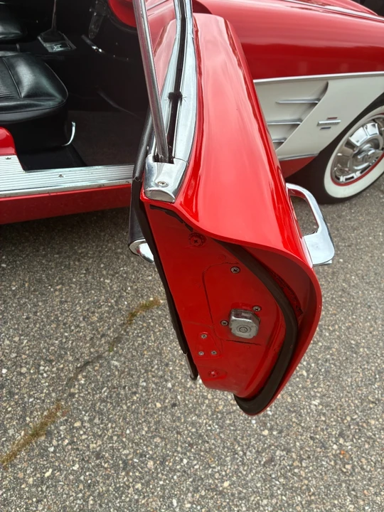 1961 Chevrolet Corvette C1 - Image 19 of 31