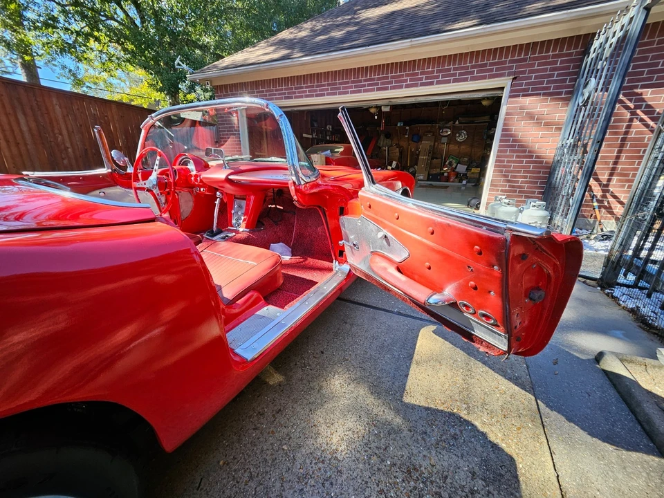 1961 Chevrolet Corvette C1 - Image 9 of 21