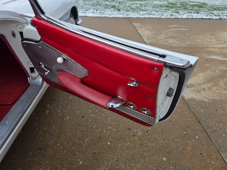1961 Chevrolet Corvette C1 - Image 19 of 21