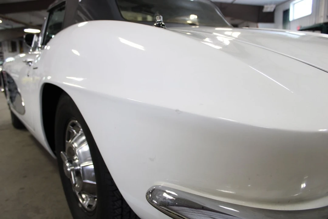 1961 Chevrolet Corvette C1 - Image 13 of 21
