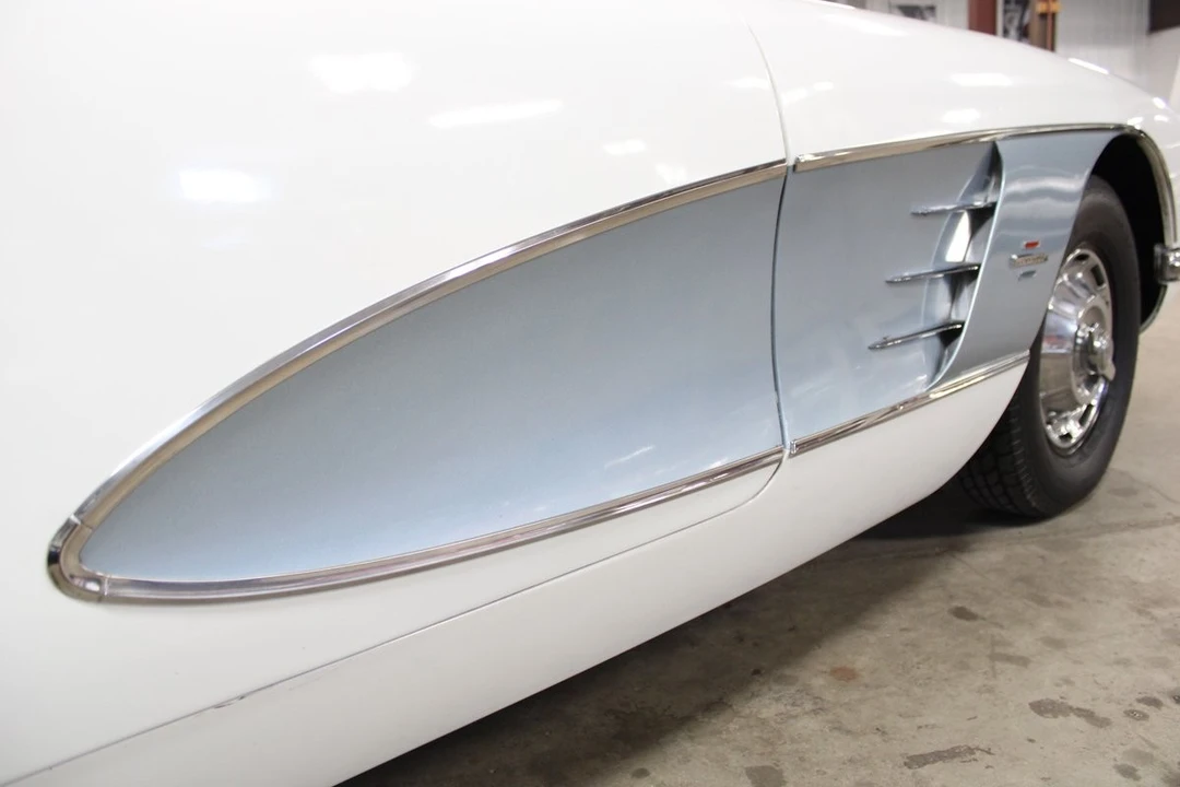 1961 Chevrolet Corvette C1 - Image 15 of 21