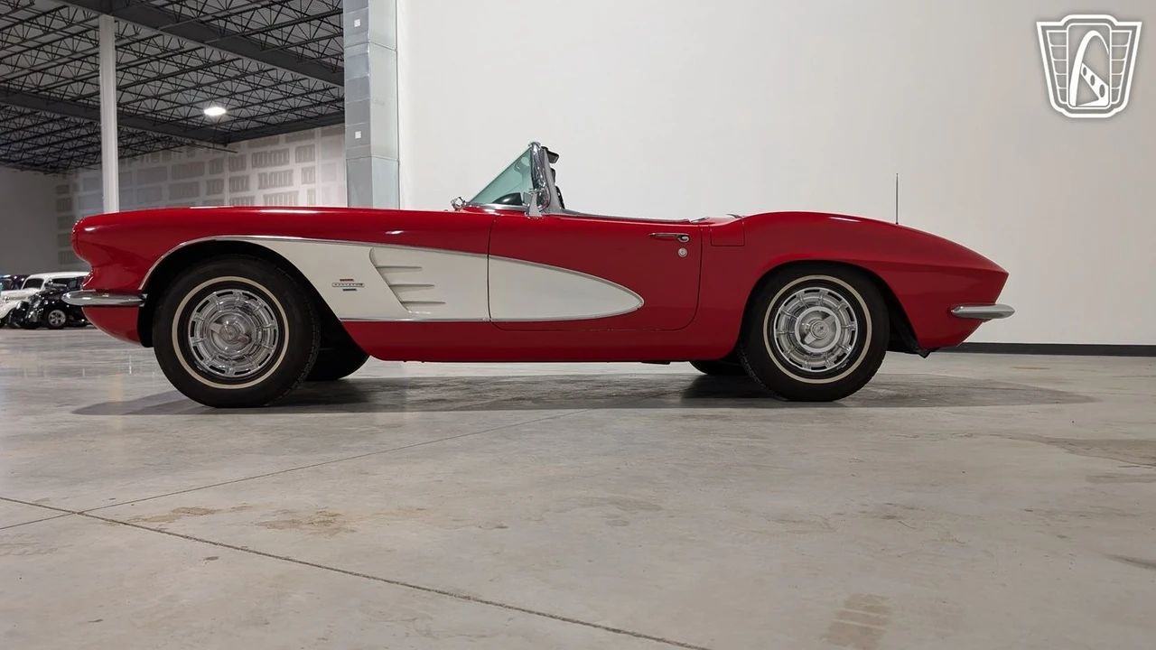 1961 Chevrolet Corvette C1 - Image 8 of 12