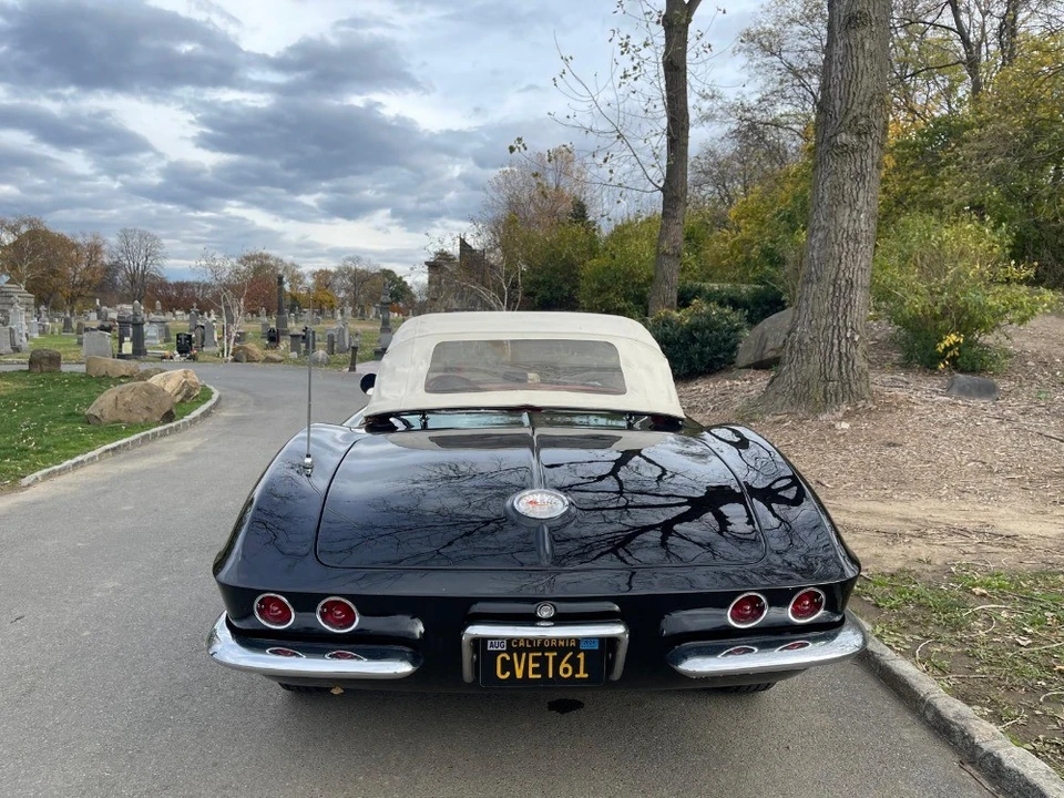 1961 Chevrolet Corvette C1 - Image 5 of 8