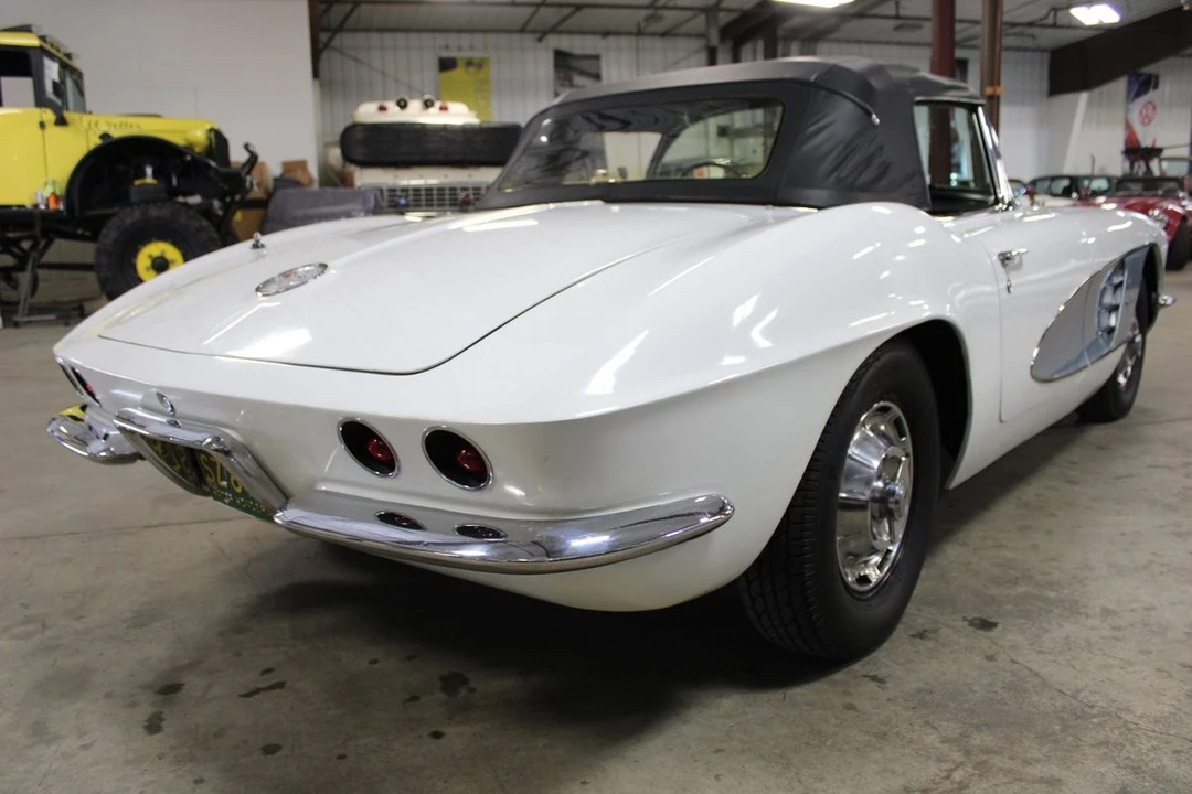 1961 Chevrolet Corvette C1 - Image 6 of 12
