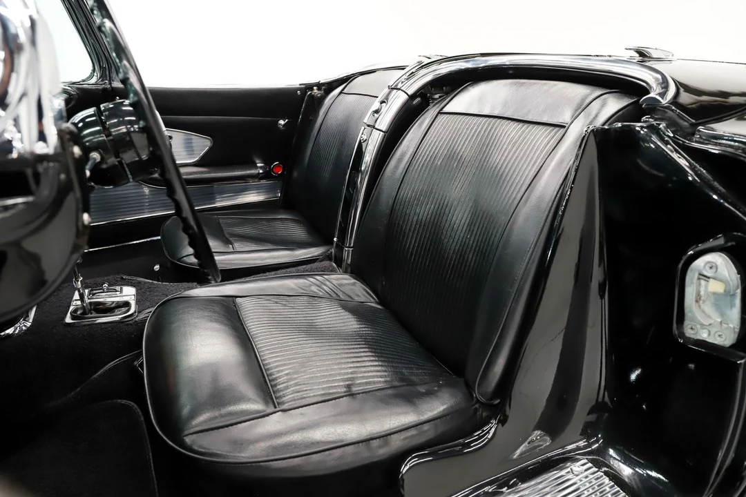 1961 Chevrolet Corvette C1 - Image 11 of 12