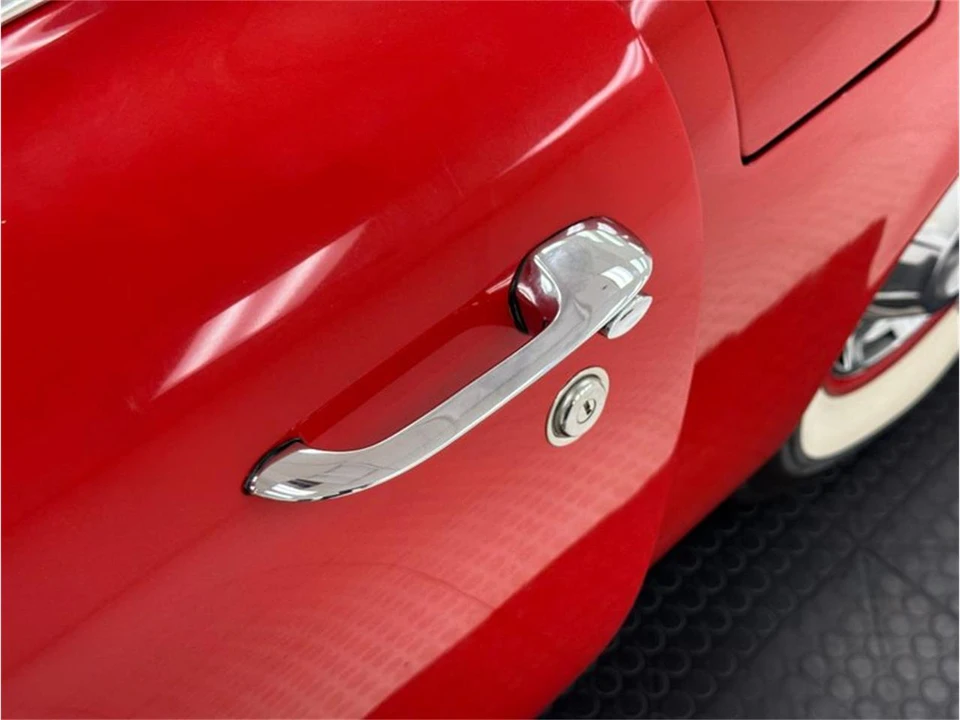 1961 Chevrolet Corvette C1 - Image 19 of 31