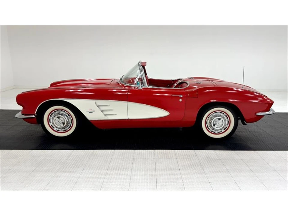 1961 Chevrolet Corvette C1 - Image 4 of 31