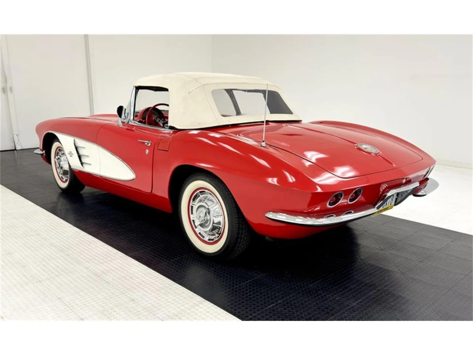 1961 Chevrolet Corvette C1 - Image 5 of 31