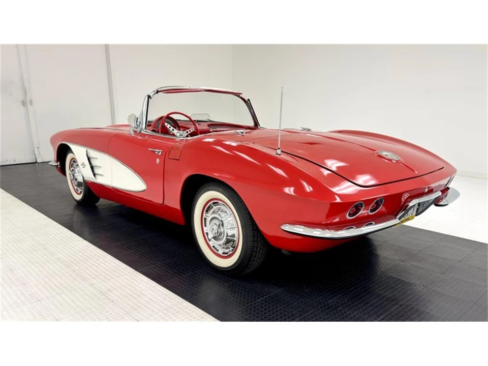 1961 Chevrolet Corvette C1 - Image 6 of 31